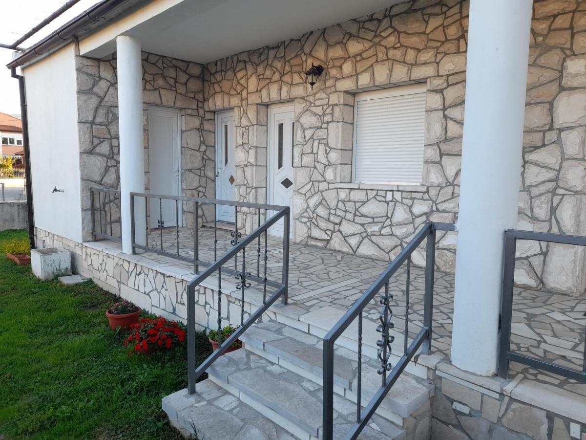 Kamena Kuca Family Rodin Apartment Capljina Ngoại thất bức ảnh